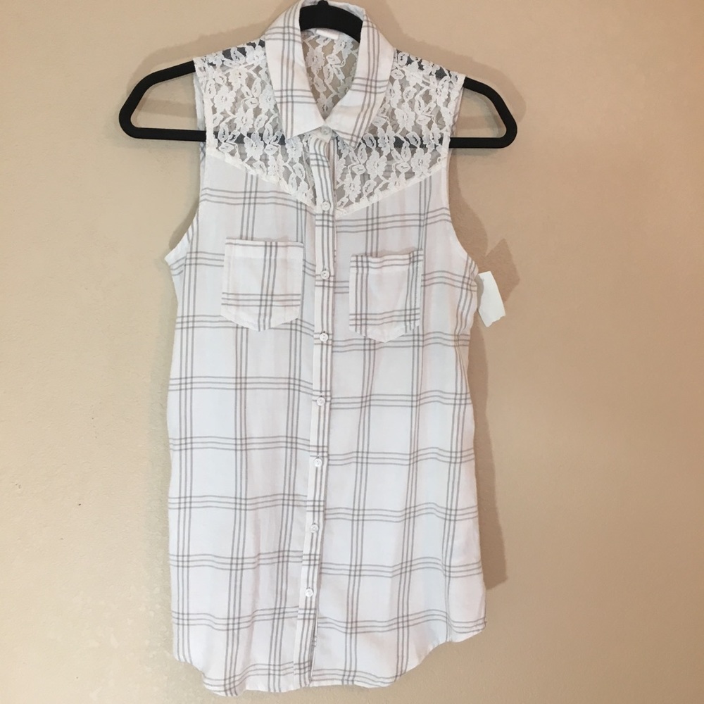 NWT neutral lace and flannel plaid sleeveless top